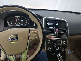 2015 Volvo XC60 T5 – miniatura 11