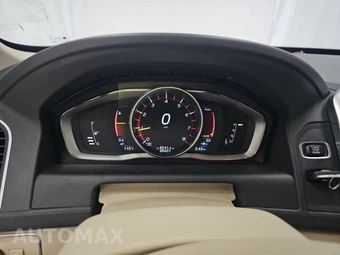 2015 Volvo XC60 T5 – miniatura 12