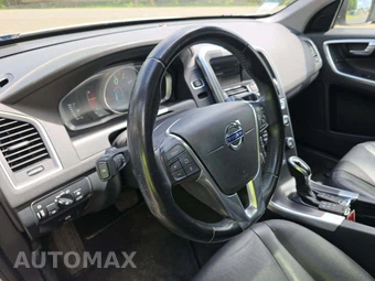 2015 Volvo XC60 T6 Premier Plus - miniatura 23