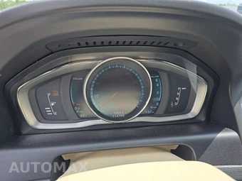 2015 Volvo XC60 T6 - miniatura 12