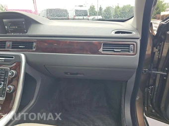 2015 Volvo XC70 T6 Platinum - miniatura 16