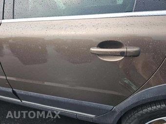 2015 Volvo XC70 T6 Platinum - miniatura 18