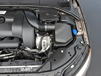 2015 Volvo XC70 T6 Platinum - miniatura 20