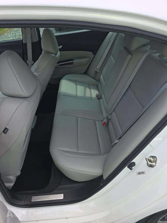 2016 Acura TLX w/Technology Pkg – miniatura 13