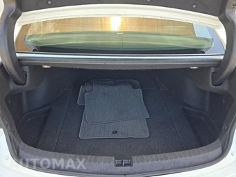 2016 Acura TLX w/Technology Pkg – miniatura 16