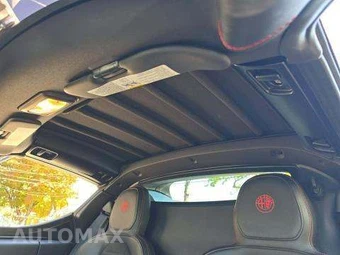2016 Alfa Romeo 4C Spider Convertible - miniatura 11