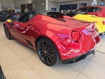 2016 Alfa Romeo 4C Spider Convertible - miniatura 2