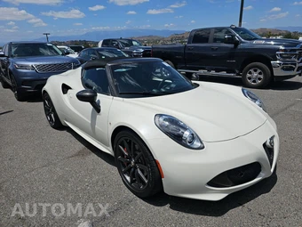 2016 Alfa Romeo 4C Spider Convertible - miniatura 3
