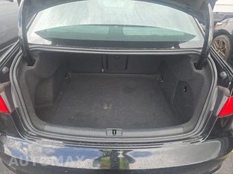 2016 Audi A3 Sedan 1.8T Premium - miniatura 16