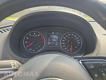 2016 Audi A3 Sedan 1.8T Premium – miniatura 9
