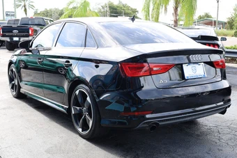2016 Audi A3 Sedan 2.0T Premium - miniatura 3