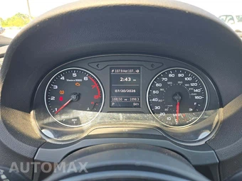 2016 Audi A3 Sedan 2.0T Premium – miniatura 9