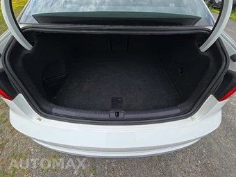 2016 Audi A3 Sedan 2.0T Premium – miniatura 14