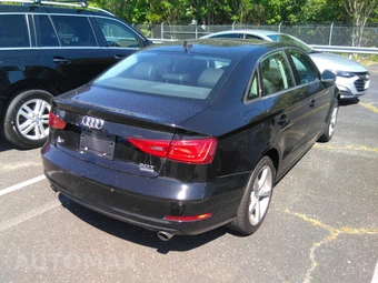 2016 Audi A3 Sedan 2.0T Premium – miniatura 2