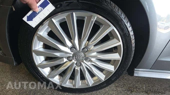 2016 Audi A3 Sportback e-tron Prestige Hatchback – miniatura 24
