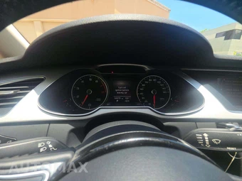 2016 Audi A4 2.0T Premium Sedan – miniatura 9