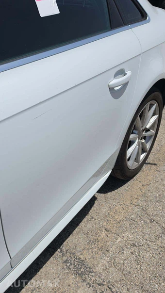 2016 Audi A4 2.0T Premium Sedan – miniatura 22