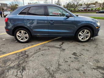 2016 Audi Q3 2.0T Premium Plus - miniatura 4