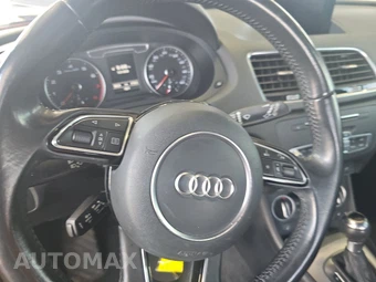 2016 Audi Q3 2.0T Prestige – miniatura 10