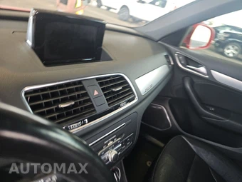 2016 Audi Q3 2.0T Prestige – miniatura 11
