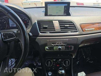 2016 Audi Q3 2.0T Prestige – miniatura 10