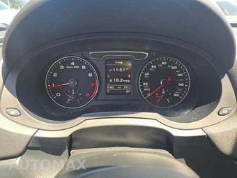 2016 Audi Q3 2.0T Prestige – miniatura 9