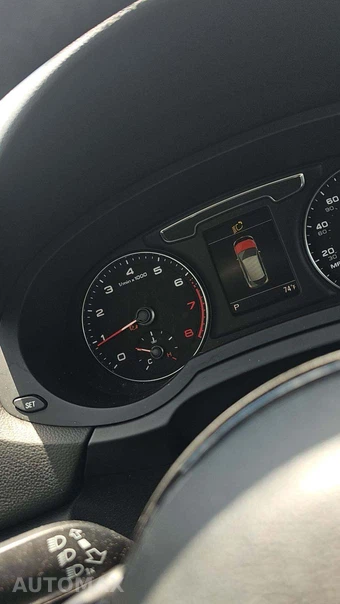 2016 Audi Q3 2.0T Prestige - miniatura 23