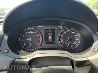 2016 Audi Q3 2.0T Prestige – miniatura 12