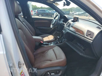 2016 Audi Q3 2.0T Prestige – miniatura 8