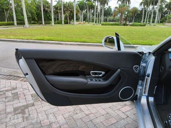 2016 Bentley Continental GT Convertible V8 - miniatura 19