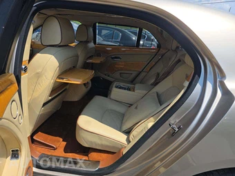 2016 Bentley Mulsanne V8 - miniatura 13