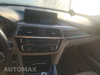 2016 BMW 3 Series Sedan 320i - miniatura 11