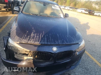 2016 BMW 3 Series Sedan 320i - miniatura 2