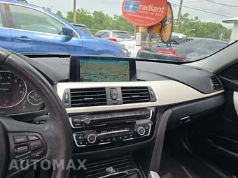 2016 BMW 3 Series Sedan 320i - miniatura 10