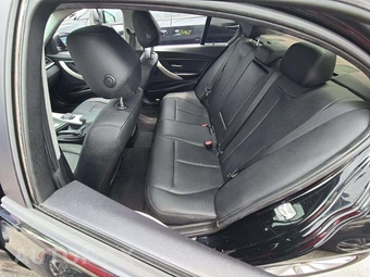 2016 BMW 3 Series Sedan 320i - miniatura 13
