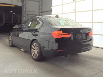 2016 BMW 3 Series Sedan 320i xDrive - miniatura 6