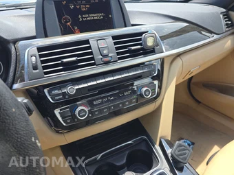2016 BMW 3 Series Sedan 328i SPORT LINE - miniatura 11
