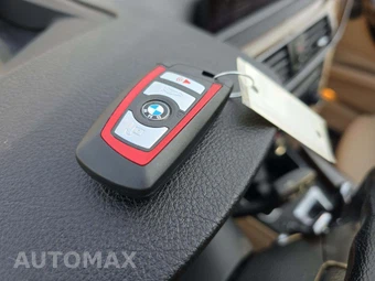 2016 BMW 3 Series Sedan 328i SPORT LINE - miniatura 8