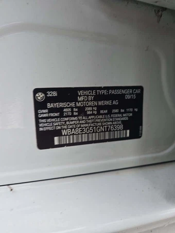 2016 BMW 3 Series Sedan 328i xDrive SPORT LINE - miniatura 5