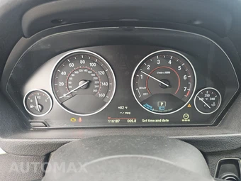 2016 BMW 3 Series Sedan – miniatura 12