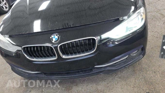 2016 BMW 3 Series Sedan – miniatura 23