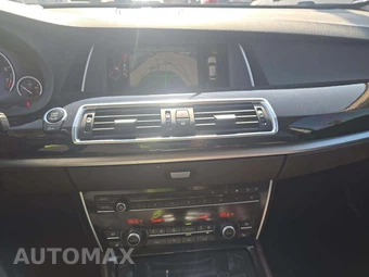 2016 BMW 5 Series Gran Turismo 535i Hatchback LUXURY LINE - miniatura 10