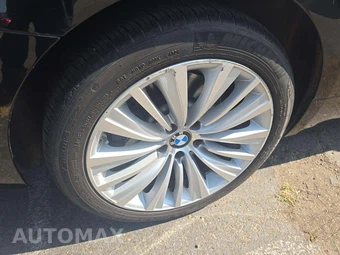 2016 BMW 5 Series Gran Turismo 535i Hatchback LUXURY LINE - miniatura 24