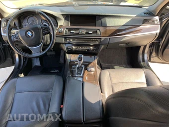 2016 BMW 5 Series Sedan 528i - miniatura 3