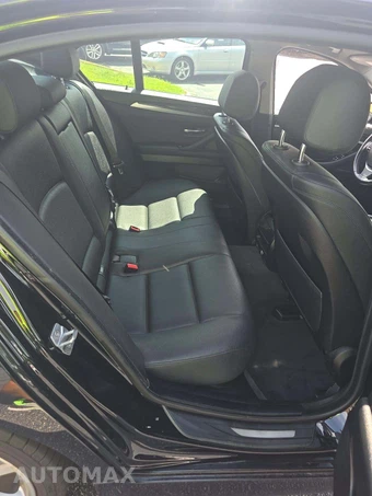 2016 BMW 5 Series Sedan 528i - miniatura 16