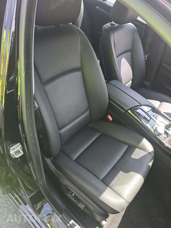 2016 BMW 5 Series Sedan 528i - miniatura 18