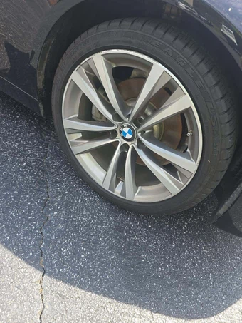 2016 BMW 5 Series Sedan 528i - miniatura 26