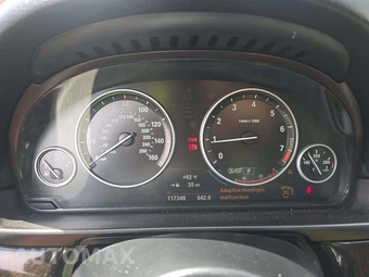 2016 BMW 5 Series Sedan 528i - miniatura 9
