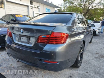 2016 BMW 5 Series Sedan 528i - miniatura 11