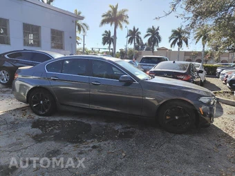 2016 BMW 5 Series Sedan 528i - miniatura 19
